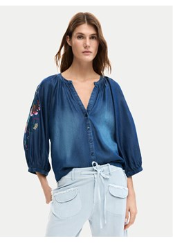 Desigual Koszula jeansowa 26SWBW16 Granatowy Relaxed Fit ze sklepu MODIVO w kategorii Koszule damskie - zdjęcie 188999378