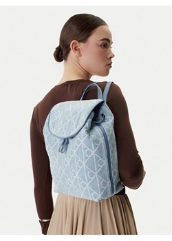 Calvin Klein Plecak Emblem Aop Denim Backpack LV04F3508G Niebieski ze sklepu MODIVO w kategorii Plecaki - zdjęcie 188999536