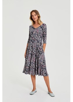 Sukienka we wzór paisley granatowa ze sklepu Moodo.pl w kategorii Sukienki - zdjęcie 189010397