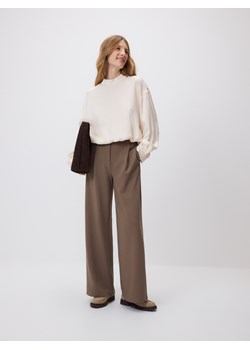 Reserved - Spodnie z prostą nogawką - brązowy ze sklepu Reserved w kategorii Spodnie damskie - zdjęcie 189011399