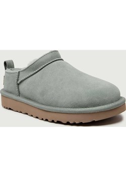 UGG Śniegowce W CLASSIC MICRO | zamsz | z dodatkiem wełny ze sklepu Gomez Fashion Store w kategorii Śniegowce damskie - zdjęcie 189023187