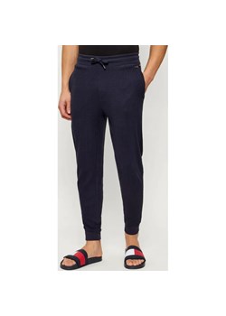 BOSS BLACK Spodnie dresowe Structure | Regular Fit ze sklepu Gomez Fashion Store w kategorii Spodnie męskie - zdjęcie 189023306