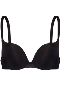 Chantelle Biustonosz push-up Essential C15G20 Czarny ze sklepu MODIVO w kategorii Biustonosze - zdjęcie 189029237