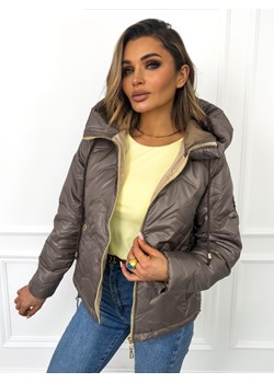 KURTKA PRZEJŚCIOWA Z KAPTUREM I ŚCIĄGACZAMI PO BOKACH- BRĄZOWA ze sklepu olika.com.pl w kategorii Kurtki damskie - zdjęcie 189033589