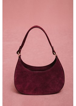 Estro: Bordowa torebka damska typu shoulder bag z włoskiego weluru naturalnego Premium ze sklepu Estro w kategorii Torebki hobo - zdjęcie 189034375