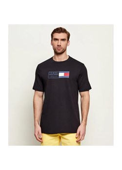 Tommy Hilfiger T-shirt | Regular Fit ze sklepu Gomez Fashion Store w kategorii T-shirty męskie - zdjęcie 189036086