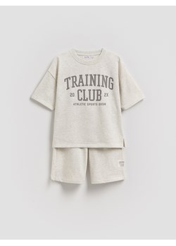 Reserved - Bawełniany komplet - jasnoszary ze sklepu Reserved w kategorii Spodnie chłopięce - zdjęcie 189042376