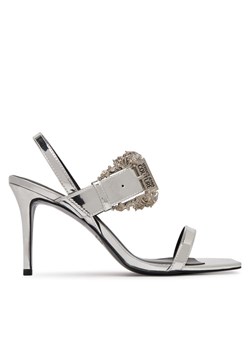 Versace Jeans Couture Sandały 80VA3S71 ZS406 900 Srebrny ze sklepu MODIVO w kategorii Sandały damskie - zdjęcie 189056339
