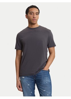 Guess T-Shirt M6RI62 JR06K Szary ze sklepu MODIVO w kategorii T-shirty męskie - zdjęcie 189056369