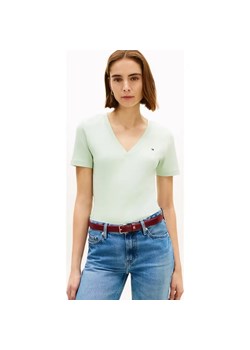 Tommy Hilfiger T-shirt CODY | Slim Fit ze sklepu Gomez Fashion Store w kategorii Bluzki damskie - zdjęcie 189064207