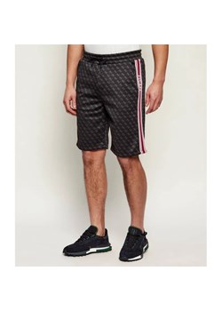 GUESS ACTIVE Szorty PARIMO | Regular Fit ze sklepu Gomez Fashion Store w kategorii Spodenki męskie - zdjęcie 189072398