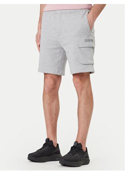 Napapijri Szorty sportowe N-Box Logo NP0A4I59 Szary Relaxed Fit ze sklepu MODIVO w kategorii Spodenki męskie - zdjęcie 189073365