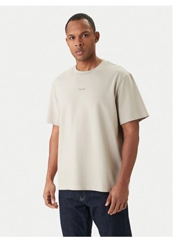Calvin Klein T-Shirt LV04LC241G Beżowy Regular Fit ze sklepu MODIVO w kategorii T-shirty męskie - zdjęcie 189073419