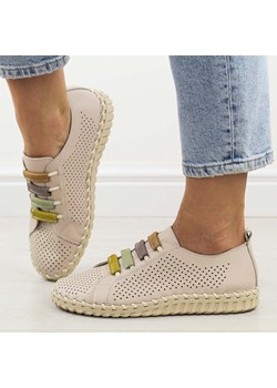 Beżowe skórzane ażurowe półbuty damskie T.Sokolski w26-03 ze sklepu suzana.pl w kategorii Półbuty damskie - zdjęcie 189075177