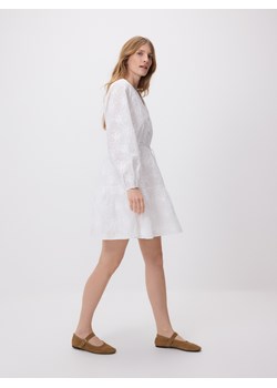 Reserved - Sukienka z haftem - biały ze sklepu Reserved w kategorii Sukienki - zdjęcie 189077716