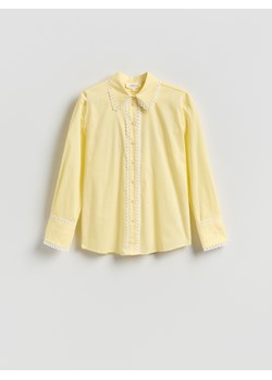 Reserved - Koszula z koronką - jasnożółty ze sklepu Reserved w kategorii Bluzki damskie - zdjęcie 189077999