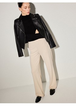 Mohito - Skórzane mokasyny - czarny ze sklepu Mohito w kategorii Mokasyny damskie - zdjęcie 189081617