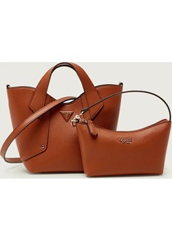 Guess Kuferek 2w1 DARCY ze sklepu Gomez Fashion Store w kategorii Kuferki - zdjęcie 189086737