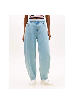 Tommy Jeans Jeansy JEANIE BJ4110 | Mom Fit ze sklepu Gomez Fashion Store w kategorii Jeansy damskie - zdjęcie 189086807