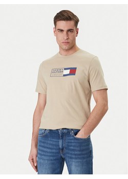 Tommy Hilfiger T-Shirt Brand Love Box MW0MW42366 Beżowy Regular Fit ze sklepu MODIVO w kategorii T-shirty męskie - zdjęcie 189095267