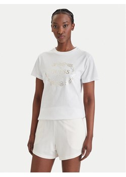 Guess T-Shirt E6GI00 I3Z14 Biały Regular Fit ze sklepu MODIVO w kategorii Bluzki damskie - zdjęcie 189101835