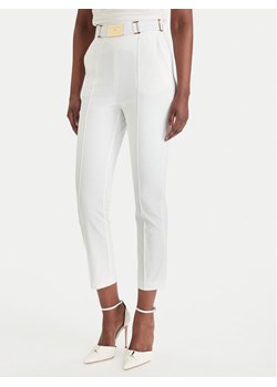 Elisabetta Franchi Spodnie materiałowe PA-132-61E2-V350 Biały Regular Fit ze sklepu MODIVO w kategorii Spodnie damskie - zdjęcie 189101838