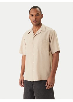 Guess Koszula F6GH01 WN202 Beżowy Regular Fit ze sklepu MODIVO w kategorii Koszule męskie - zdjęcie 189101926