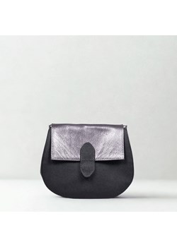 czarno fioletowa torebka damska skórzana na ramię Charlotte ze sklepu Słoń Torbalski w kategorii Listonoszki - zdjęcie 189102826