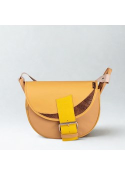 -żółta damska torebka listonoszka skórzana na ramię Freshman Mini ze sklepu Słoń Torbalski w kategorii Listonoszki - zdjęcie 189102845