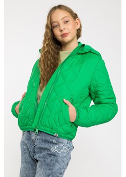 Zielona przejściowa pikowana kurtka mocno dopasowana, Rozmiar - 140, Kolor - Zielony ze sklepu REPORTER w kategorii Kurtki dziewczęce - zdjęcie 189105026