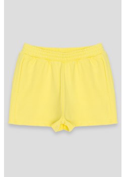 Żółte dresowe krótkie spodenki, Rozmiar - 140, Kolor - Żółty ze sklepu REPORTER w kategorii Spodenki dziewczęce - zdjęcie 189105655
