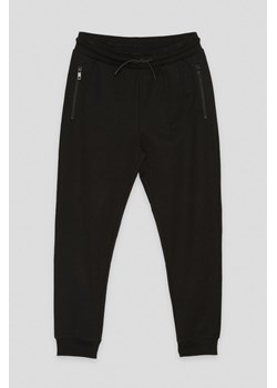 Czarne spodnie dresowe, Rozmiar - 140, Kolor - Czarny ze sklepu REPORTER w kategorii Spodnie chłopięce - zdjęcie 189105828