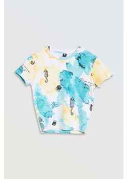 Top z krótkim rękawem z kolorowym nadrukiem na całości, Rozmiar - 152, Kolor - Multikolor ze sklepu REPORTER w kategorii Bluzki dziewczęce - zdjęcie 189106678