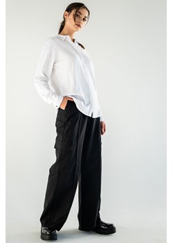 Czarne spodnie WIDE LEG z przestrzennymi kieszeniami, Rozmiar - 140, Kolor - Czarny ze sklepu REPORTER w kategorii Spodnie dziewczęce - zdjęcie 189106768