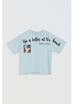 Błękitny t-shirt z kolorowym nadrukiem z przodu, Rozmiar - 140, Kolor - Błękitny ze sklepu REPORTER w kategorii Bluzki dziewczęce - zdjęcie 189106825