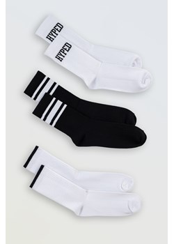 Biało-czarny zestaw skarpet z kontrastowym wzorem 3-PAK, Rozmiar -  34, Kolor - Multikolor ze sklepu REPORTER w kategorii Skarpetki dziecięce - zdjęcie 189108018