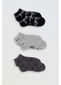 Szaro-czarny zestaw skarpet we wzory 3-PAK, Rozmiar -  34, Kolor - Multikolor ze sklepu REPORTER w kategorii Skarpetki dziecięce - zdjęcie 189108027