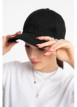 Czarna czapka z daszkiem z haftem z przodu, Rozmiar -  r1, Kolor - Czarny ze sklepu REPORTER w kategorii Czapki dziecięce - zdjęcie 189108105