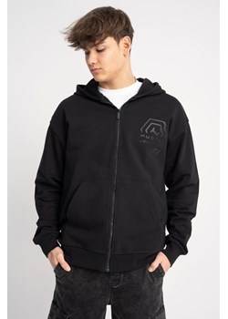 Czarna bluza REGULAR z kapturem z autorską grafiką z tyłu, Rozmiar - 140, Kolor - Czarny ze sklepu REPORTER w kategorii Bluzy chłopięce - zdjęcie 189108166
