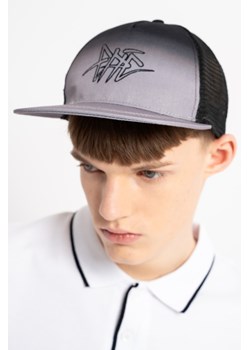 Czapka z daszkiem z kolorową grafiką, Rozmiar -  r1, Kolor - Multikolor ze sklepu REPORTER w kategorii Czapki dziecięce - zdjęcie 189108226