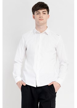 Biała koszula REGULAR z długim rękawem, Rozmiar - 146, Kolor - Biały ze sklepu REPORTER w kategorii Koszule chłopięce - zdjęcie 189108275
