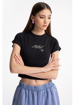 Czarny CROP TOP z ozdobną aplikacją, Rozmiar - 140, Kolor - Czarny ze sklepu REPORTER w kategorii Bluzki dziewczęce - zdjęcie 189108619