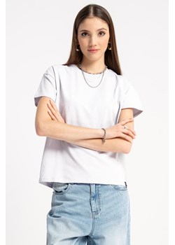 Biały t-shirt REGULAR bez nadruków z ozdobną naszywką, Rozmiar - 140, Kolor - Biały ze sklepu REPORTER w kategorii Bluzki dziewczęce - zdjęcie 189108856