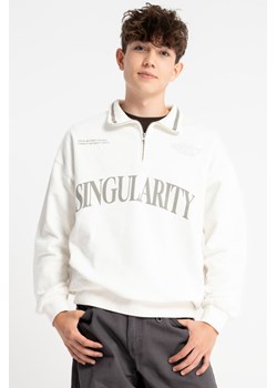 Kremowa bluza REGULAR na stójce z nadrukiem z przodu, Rozmiar - 146, Kolor - Kremowy ze sklepu REPORTER w kategorii Bluzy chłopięce - zdjęcie 189109779