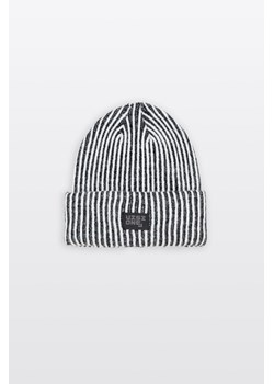 Biało-czarna czapka z naszywką z przodu, Rozmiar -  r2, Kolor - Biały ze sklepu REPORTER w kategorii Czapki dziecięce - zdjęcie 189110128