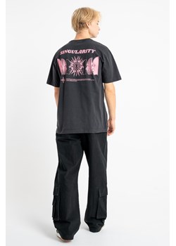 Czarne spodnie jeansowe typu CARGO z przestrzennymi kieszeniami, Rozmiar - 140, Kolor - Czarny ze sklepu REPORTER w kategorii Spodnie chłopięce - zdjęcie 189110308