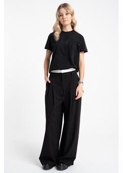 Czarne spodnie w prążek WIDE LEG, Rozmiar - 146, Kolor - Czarny ze sklepu REPORTER w kategorii Spodnie dziewczęce - zdjęcie 189110396