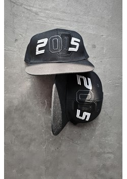 2005xReporter Czarna czapka z daszkiem, Rozmiar -  r2, Kolor - Czarny ze sklepu REPORTER w kategorii Czapki dziecięce - zdjęcie 189110507