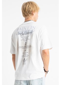 Biały t-shirt LOOSE z autorską grafiką z tyłu, Rozmiar - 140, Kolor - Biały ze sklepu REPORTER w kategorii T-shirty chłopięce - zdjęcie 189110669