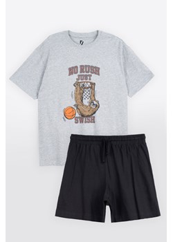 Bawełniana piżama z autorską grafiką z przodu, Rozmiar - 170, Kolor - Szary ze sklepu REPORTER w kategorii Piżamy dziecięce - zdjęcie 189110876